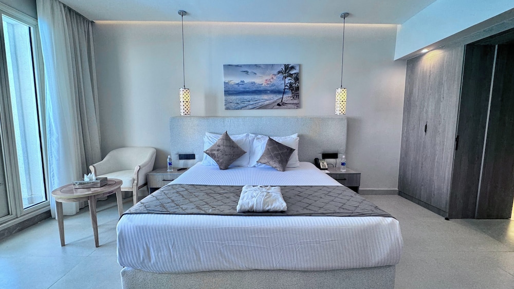 Stella Beach Resort Makadi Bay-24 HRS All Inclusive — Hotel rooms in Makadi Bay, Red Sea