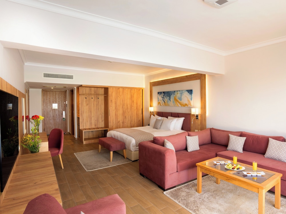 Stella Beach Resort Makadi Bay-24 HRS All Inclusive — Hotel rooms in Makadi Bay, Red Sea