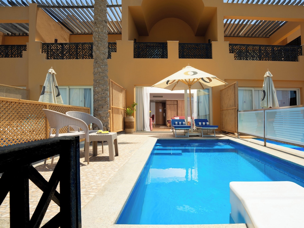 Stella Beach Resort Makadi Bay-24 HRS All Inclusive — Swimming pool in Makadi Bay, Red Sea