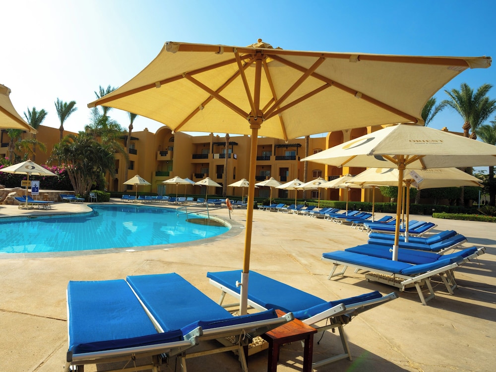Stella Beach Resort Makadi Bay-24 HRS All Inclusive — Swimming pool in Makadi Bay, Red Sea
