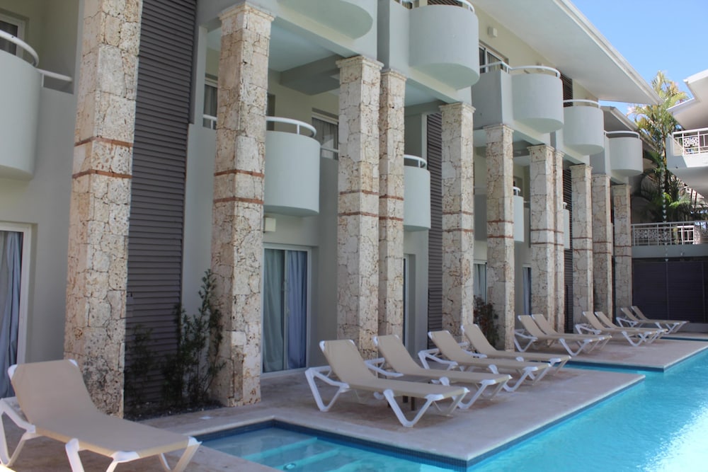 Emotions by Hodelpa - Juan Dolio - All inclusive — Hotel building in Juan Dolio, San Pedro de Macorís