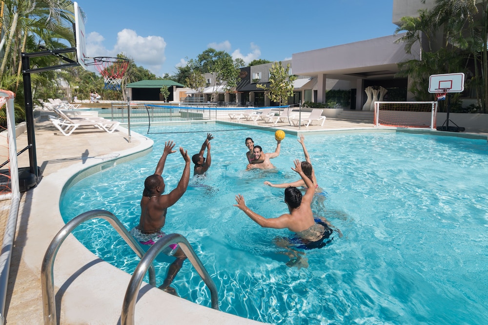 Emotions by Hodelpa - Juan Dolio - All inclusive — Sports & recreation in Juan Dolio, San Pedro de Macorís
