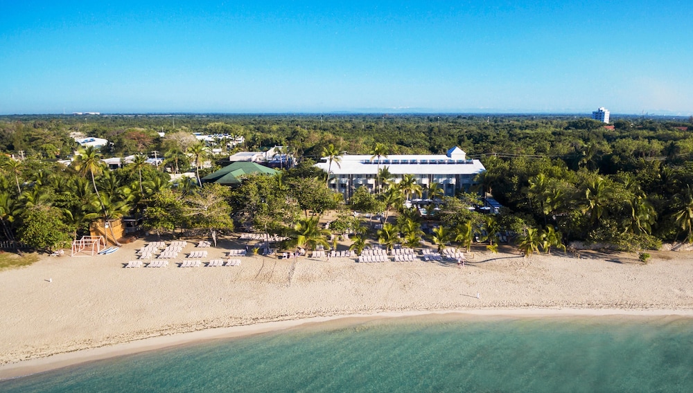 Emotions by Hodelpa - Juan Dolio - All inclusive — Beach in Juan Dolio, San Pedro de Macorís