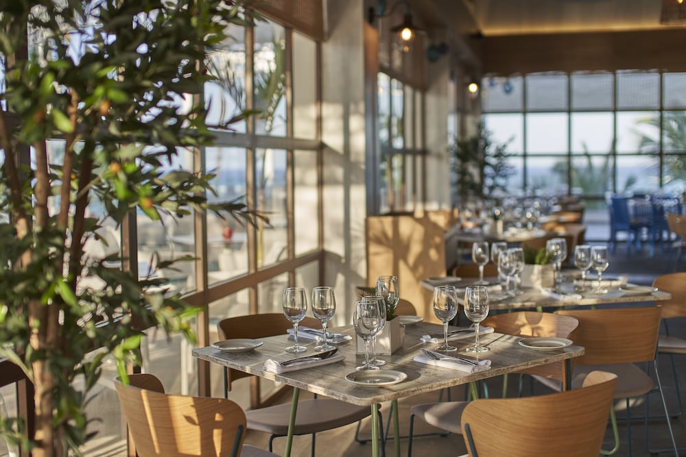Bahia Principe Explore Legend - Hyatt Inclusive Collection - All Inclusive — Restaurant & bars in Bavaro, La Altagracia