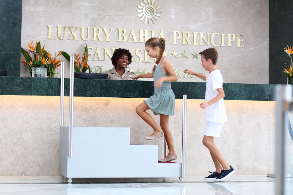 Bahia Principe Explore Legend - Hyatt Inclusive Collection - All Inclusive — Hotel building in Bavaro, La Altagracia