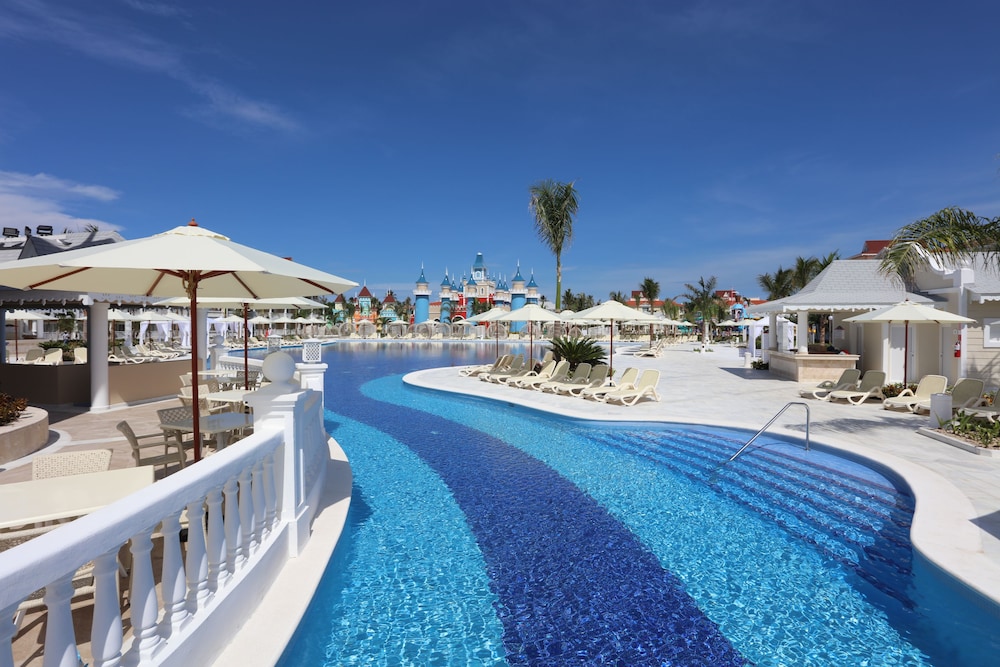 Bahia Principe Explore Legend - Hyatt Inclusive Collection - All Inclusive — Beach in Bavaro, La Altagracia