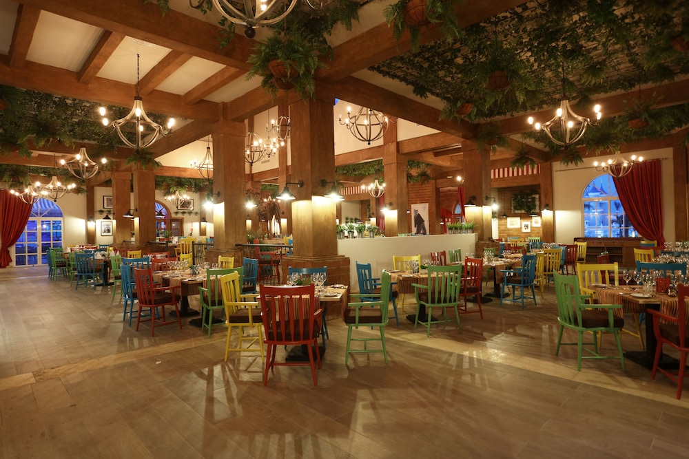 Bahia Principe Explore Legend - Hyatt Inclusive Collection - All Inclusive — Restaurant & bars in Bavaro, La Altagracia