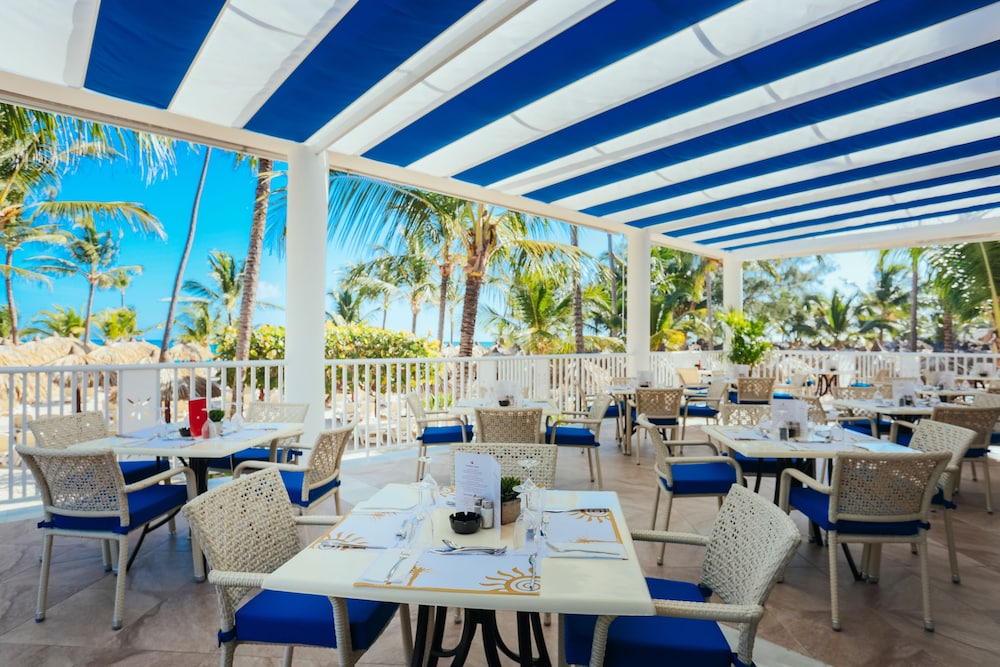 Bahia Principe Explore Legend - Hyatt Inclusive Collection - All Inclusive — Restaurant & bars in Bavaro, La Altagracia