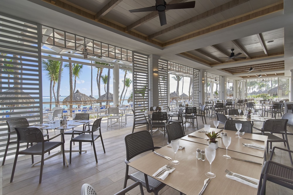 Bahia Principe Explore Legend - Hyatt Inclusive Collection - All Inclusive — Restaurant & bars in Bavaro, La Altagracia