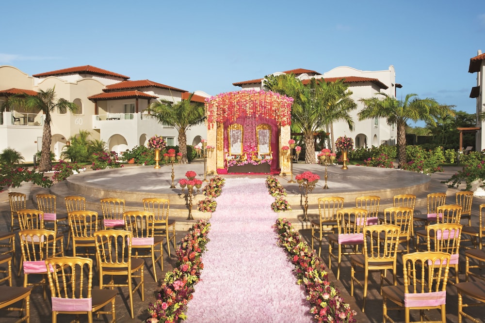 Dreams Dominicus La Romana - All Inclusive — Hotel building in Bayahibe, La Altagracia