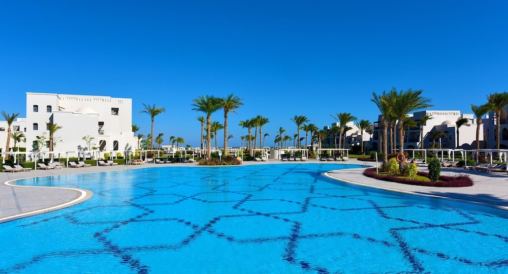 Steigenberger Alcazar — Swimming pool in Sharm El Sheikh, Red Sea
