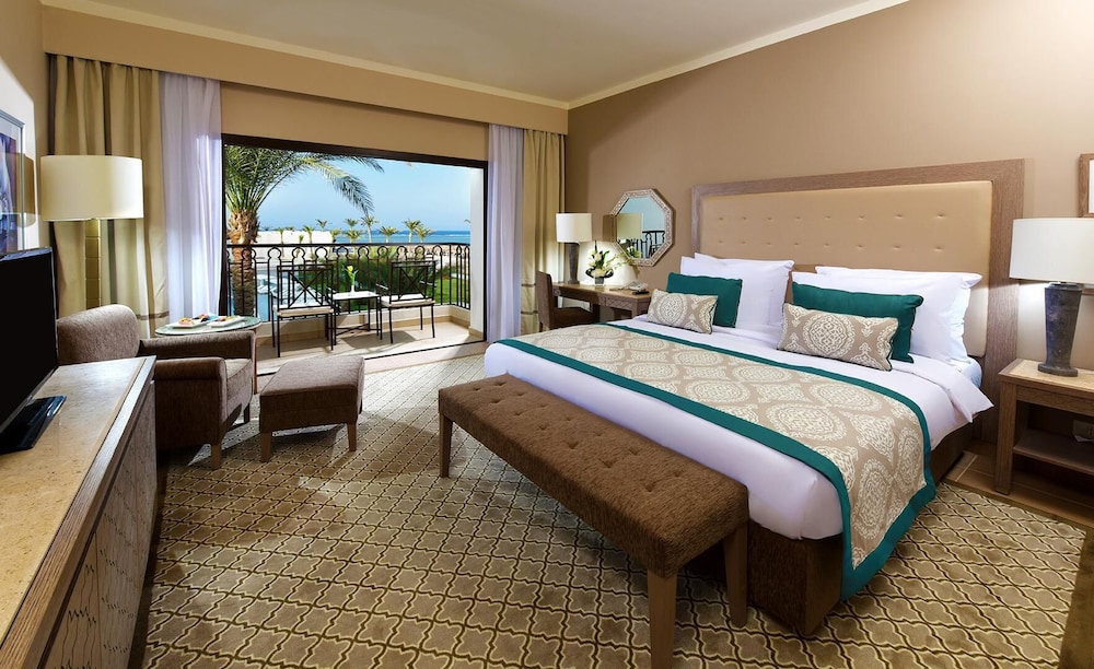 Steigenberger Alcazar — Hotel rooms in Sharm El Sheikh, Red Sea