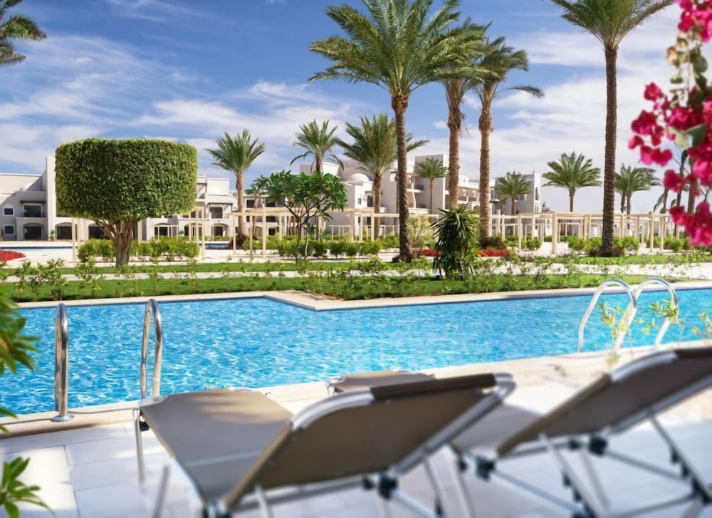 Steigenberger Alcazar — Swimming pool in Sharm El Sheikh, Red Sea