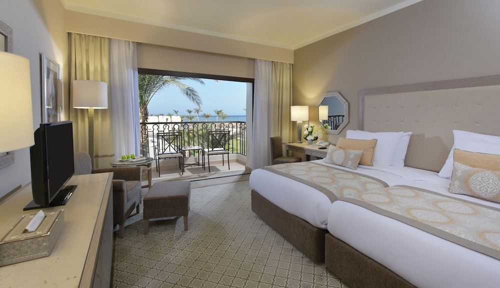 Steigenberger Alcazar — Hotel rooms in Sharm El Sheikh, Red Sea