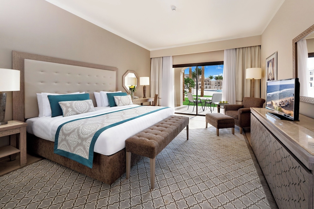 Steigenberger Alcazar — Hotel rooms in Sharm El Sheikh, Red Sea