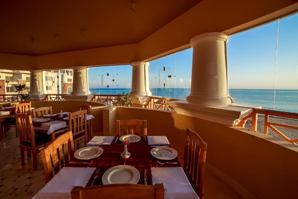 Royal Beach Serviced Apartments — Restaurant & bars in Hurghada, Red Sea