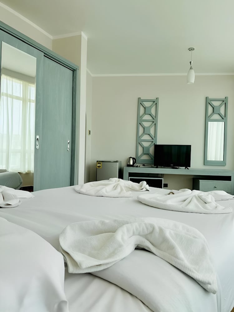 Royal Beach Serviced Apartments — Hotel rooms in Hurghada, Red Sea