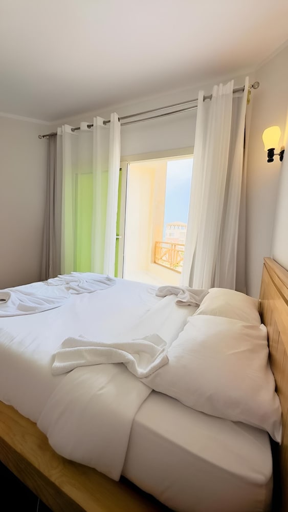 Royal Beach Serviced Apartments — Hotel rooms in Hurghada, Red Sea