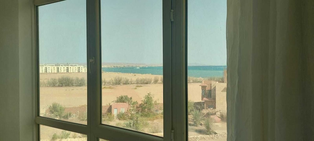 Royal Beach Serviced Apartments — Hotel rooms in Hurghada, Red Sea