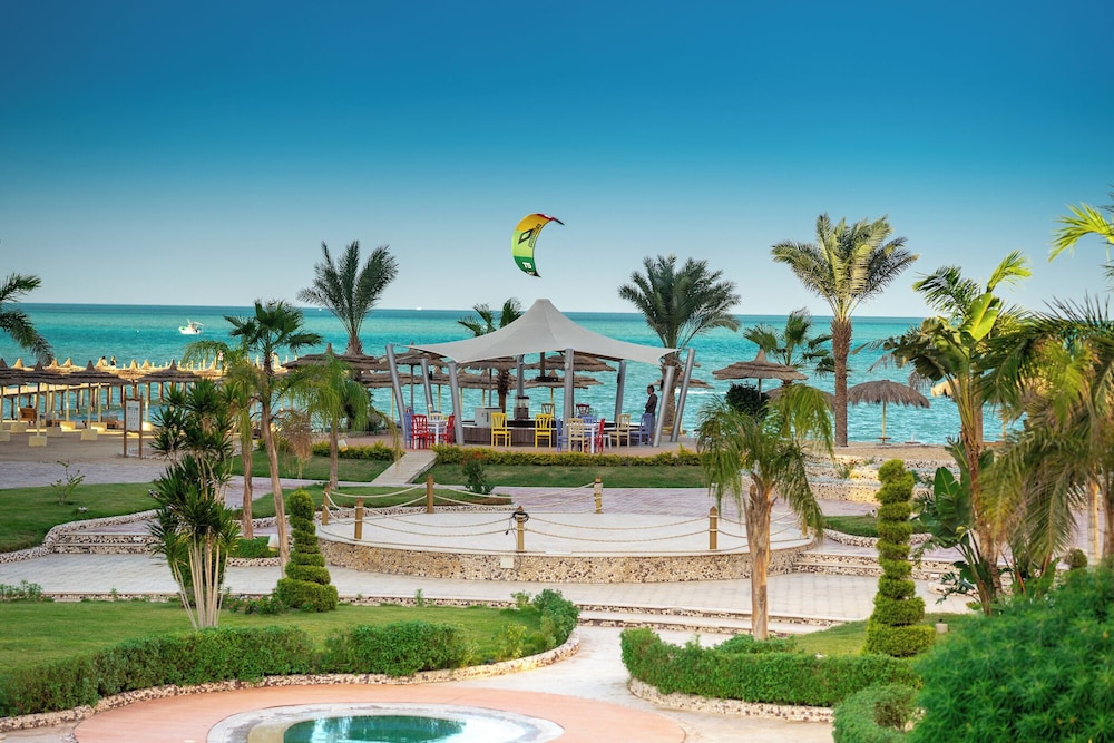 Royal Beach Serviced Apartments — Beach in Hurghada, Red Sea