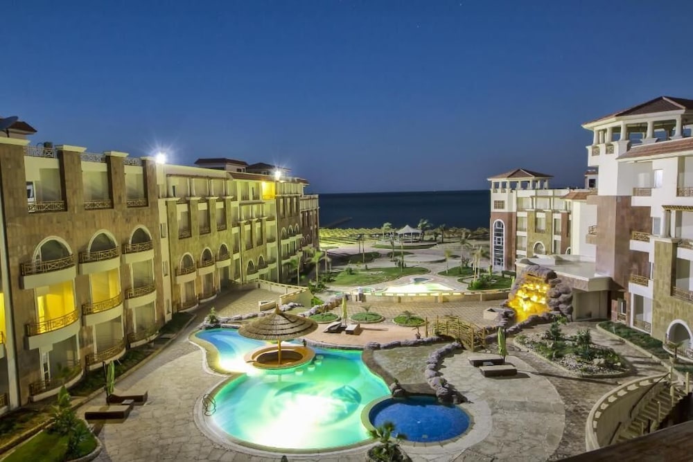 Royal Beach Serviced Apartments — Swimming pool in Hurghada, Red Sea
