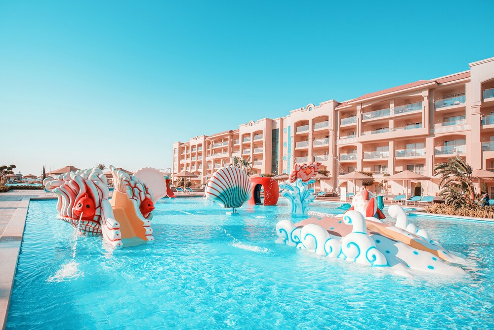 Pickalbatros White Beach Resort - Hurghada - All inclusive — Hurghada, Red Sea