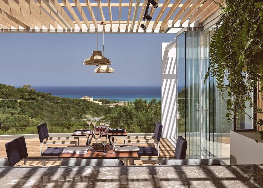 St. John Villas Zakynthos — Restaurant & bars in Tsilivi, Ionian Islands