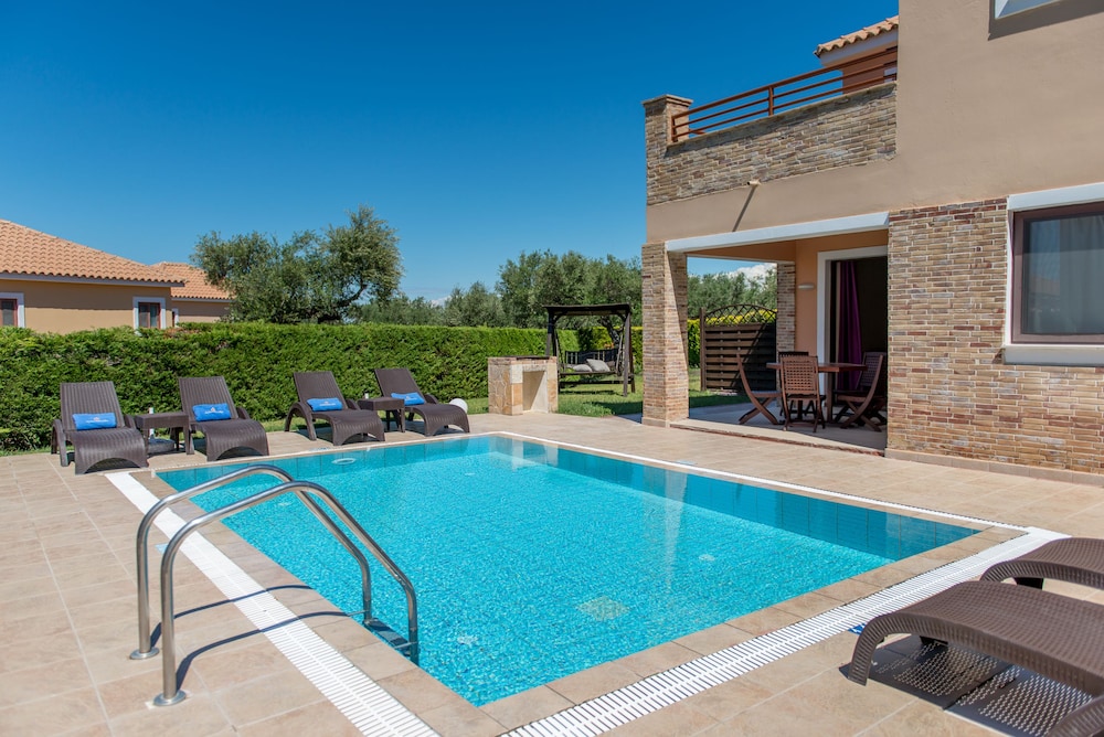 St. John Villas Zakynthos — Swimming pool in Tsilivi, Ionian Islands