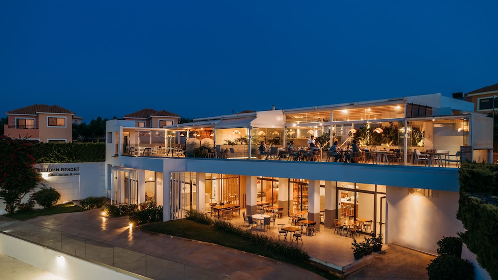 St. John Villas Zakynthos — Restaurant & bars in Tsilivi, Ionian Islands