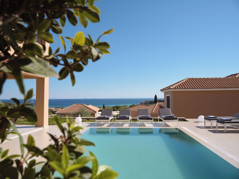 St. John Villas Zakynthos — Swimming pool in Tsilivi, Ionian Islands