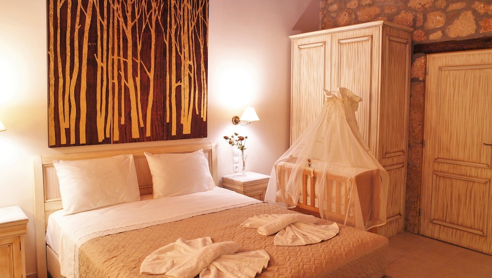 W Suites Annex by Estia — Hotel rooms in Malia
