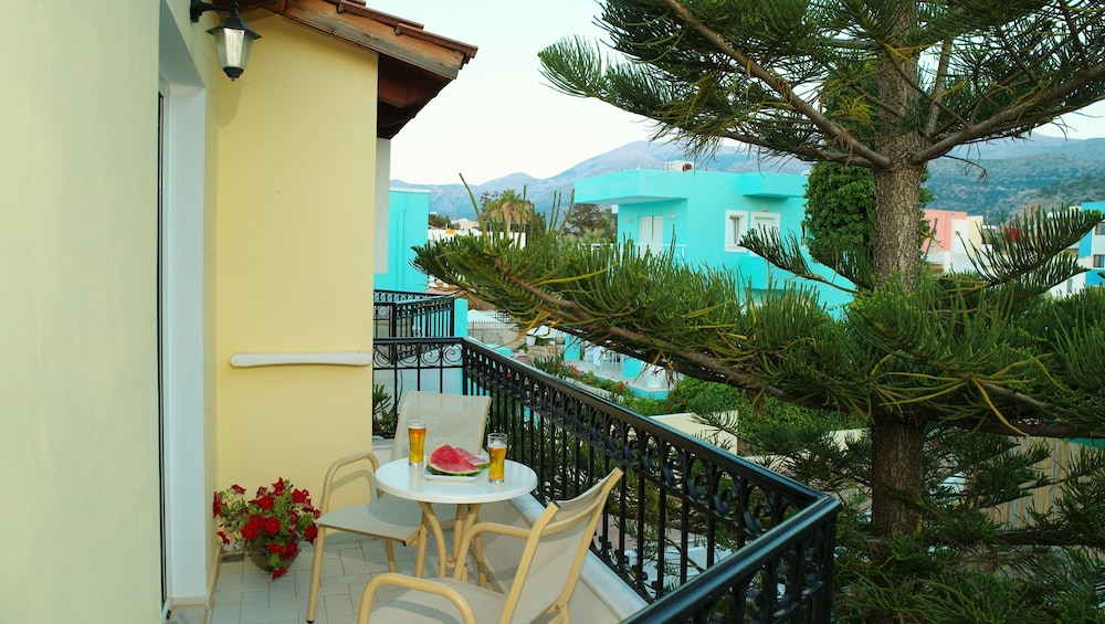 W Suites Annex by Estia — Restaurant & bars in Malia
