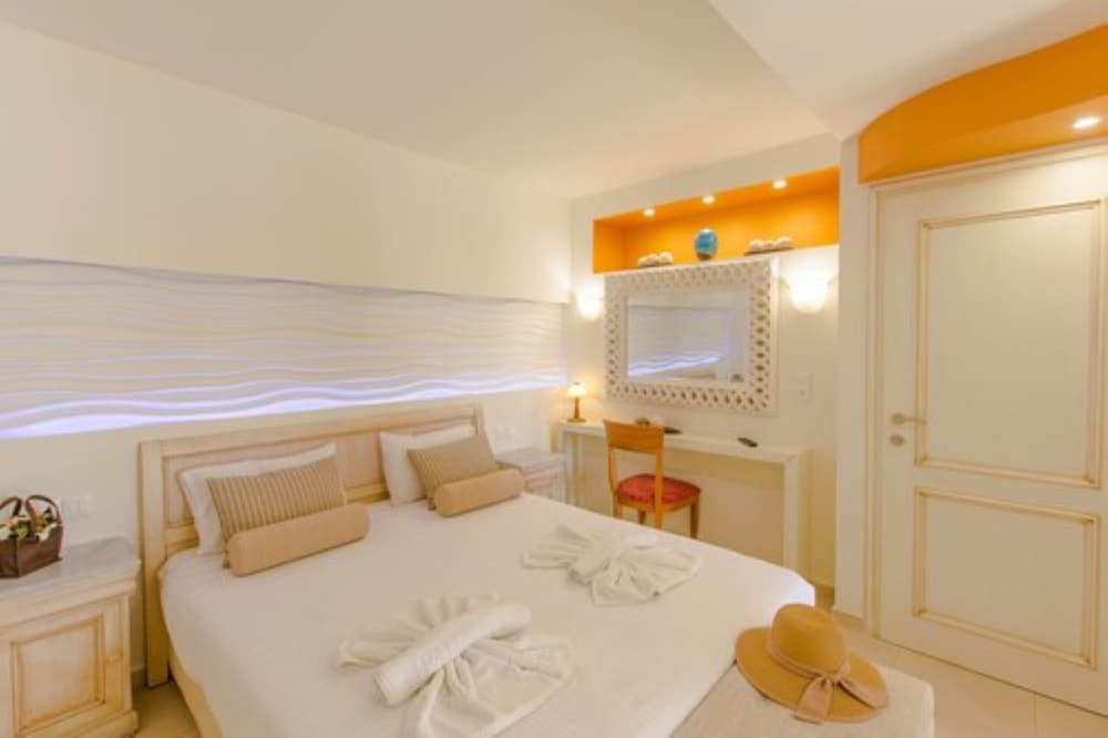 W Suites Annex by Estia — Hotel rooms in Malia