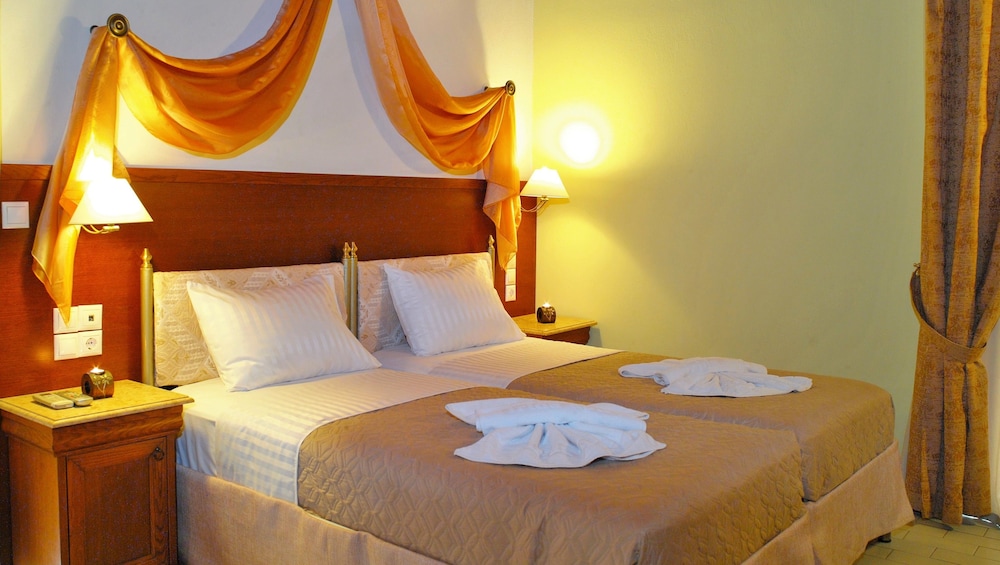 W Suites Annex by Estia — Hotel rooms in Malia