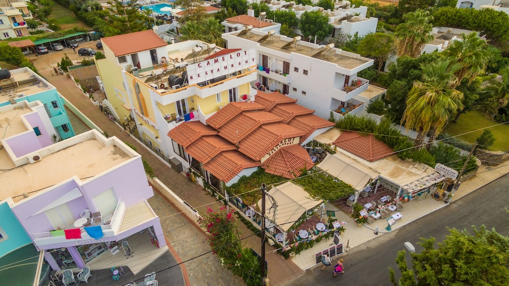 W Suites Annex by Estia — Restaurant & bars in Malia