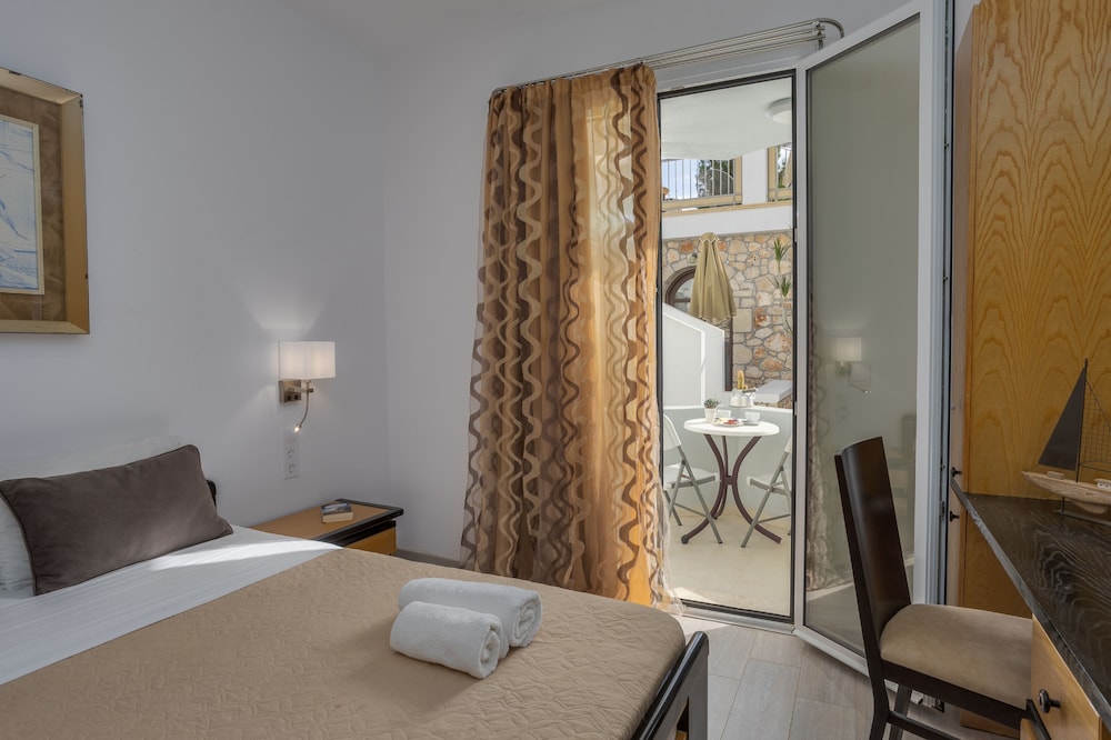 W Suites Annex by Estia — Hotel rooms in Malia