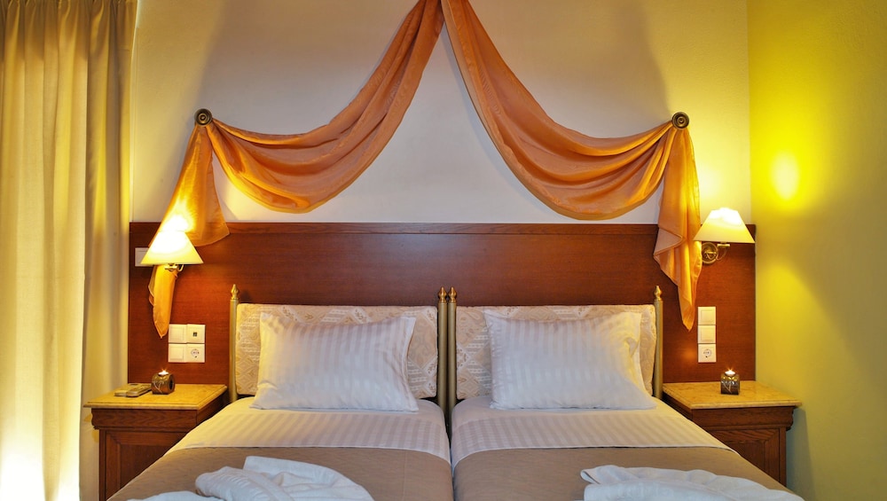 W Suites Annex by Estia — Hotel rooms in Malia