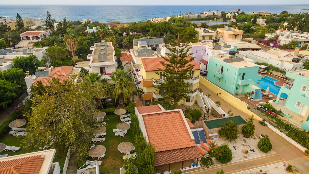 W Suites Annex by Estia — Hotel building in Malia