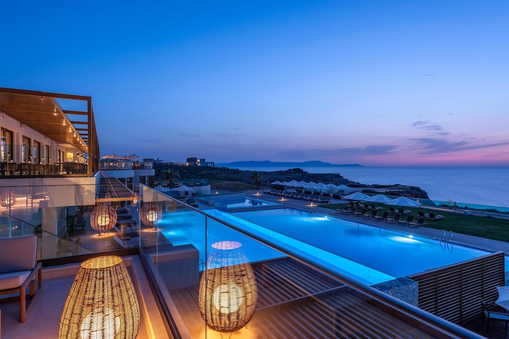 Aulus Chania All-Inclusive Resort, Curio Collection by Hilton - Adults Only — Swimming pool in Chania