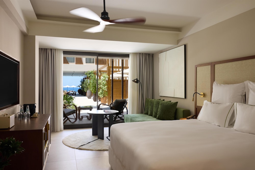 Aulus Chania All-Inclusive Resort, Curio Collection by Hilton - Adults Only — Hotel rooms in Chania