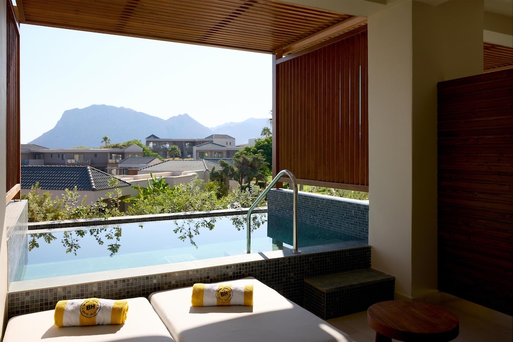 Aulus Chania All-Inclusive Resort, Curio Collection by Hilton - Adults Only — Hotel rooms in Chania