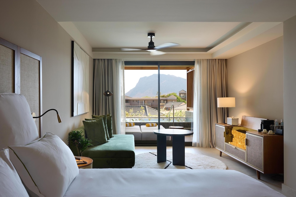 Aulus Chania All-Inclusive Resort, Curio Collection by Hilton - Adults Only — Hotel rooms in Chania
