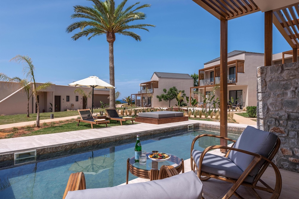 Aulus Chania All-Inclusive Resort, Curio Collection by Hilton - Adults Only — Swimming pool in Chania
