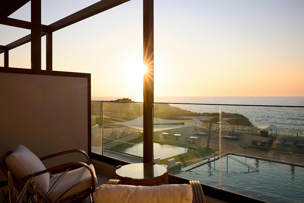 Aulus Chania All-Inclusive Resort, Curio Collection by Hilton - Adults Only — Hotel rooms in Chania