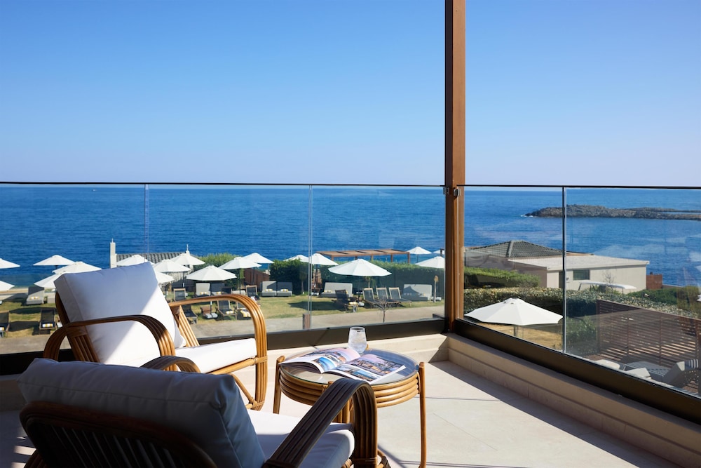 Aulus Chania All-Inclusive Resort, Curio Collection by Hilton - Adults Only — Hotel rooms in Chania