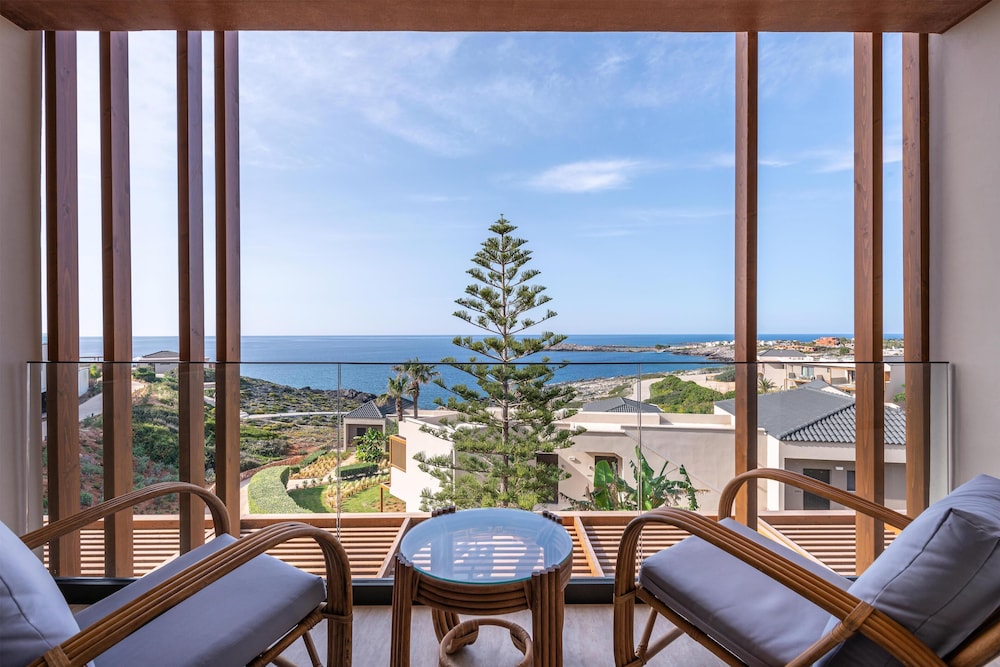 Aulus Chania All-Inclusive Resort, Curio Collection by Hilton - Adults Only — Hotel rooms in Chania