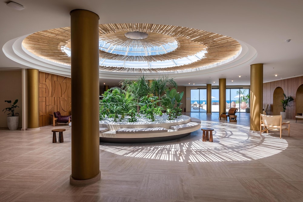 Aulus Chania All-Inclusive Resort, Curio Collection by Hilton - Adults Only — Hotel building in Chania