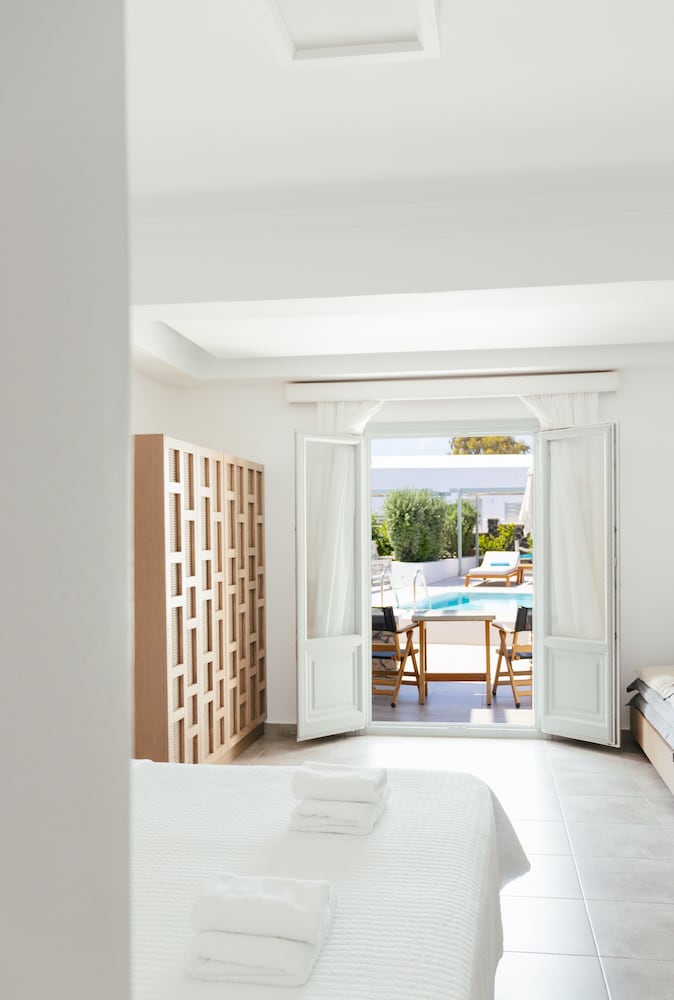 Astro Palace Hotel & Spa — Hotel rooms in Karterados, South Aegean