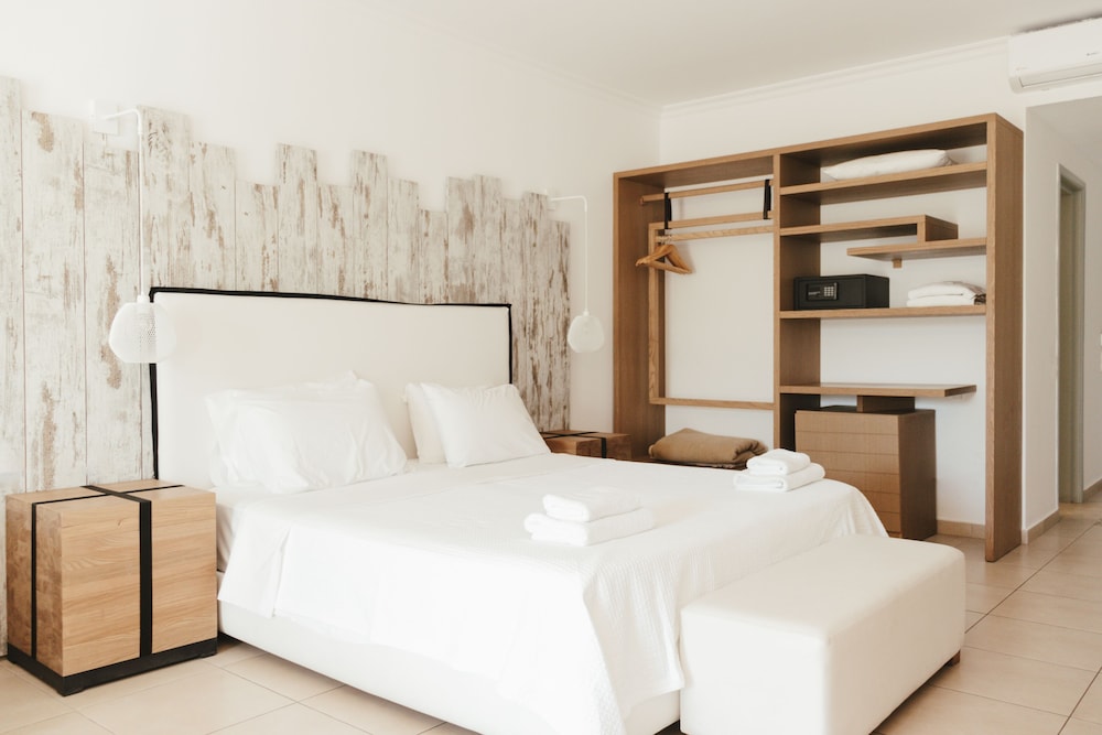 Astro Palace Hotel & Spa — Hotel rooms in Karterados, South Aegean