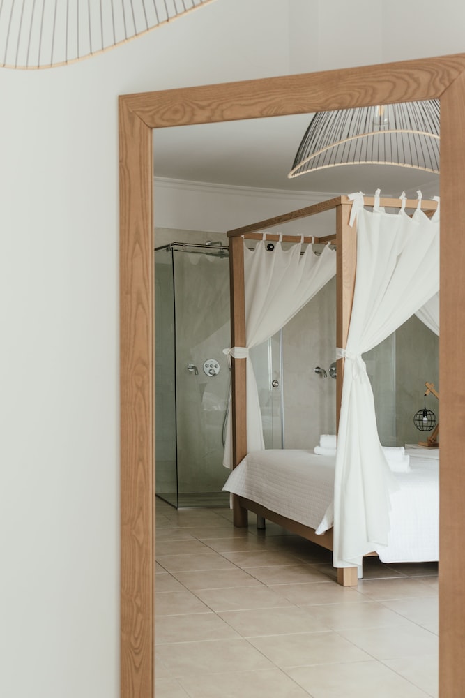 Astro Palace Hotel & Spa — Hotel rooms in Karterados, South Aegean